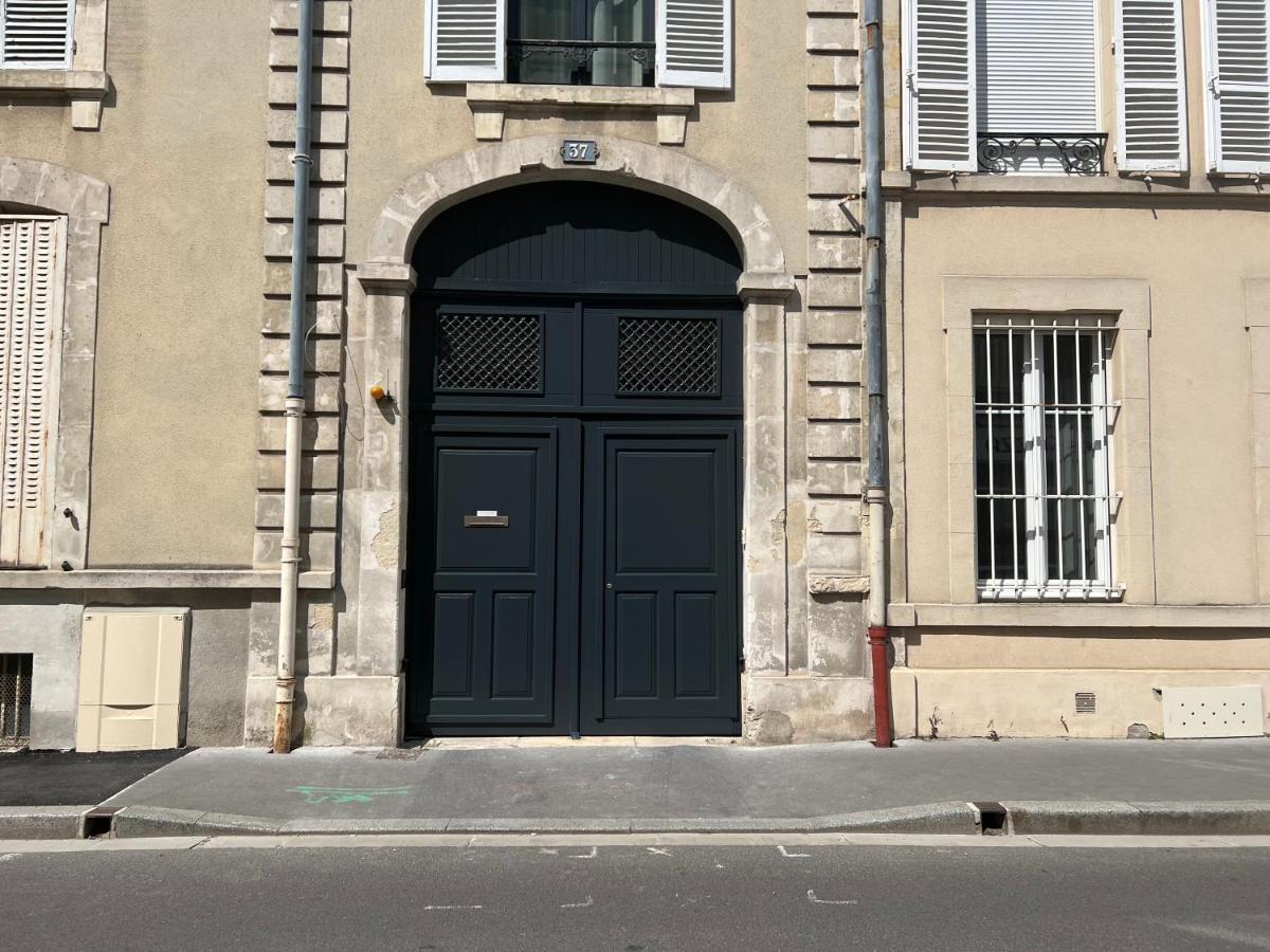 Chic Appartement Type 4 / Parking Prive Reims Eksteriør billede